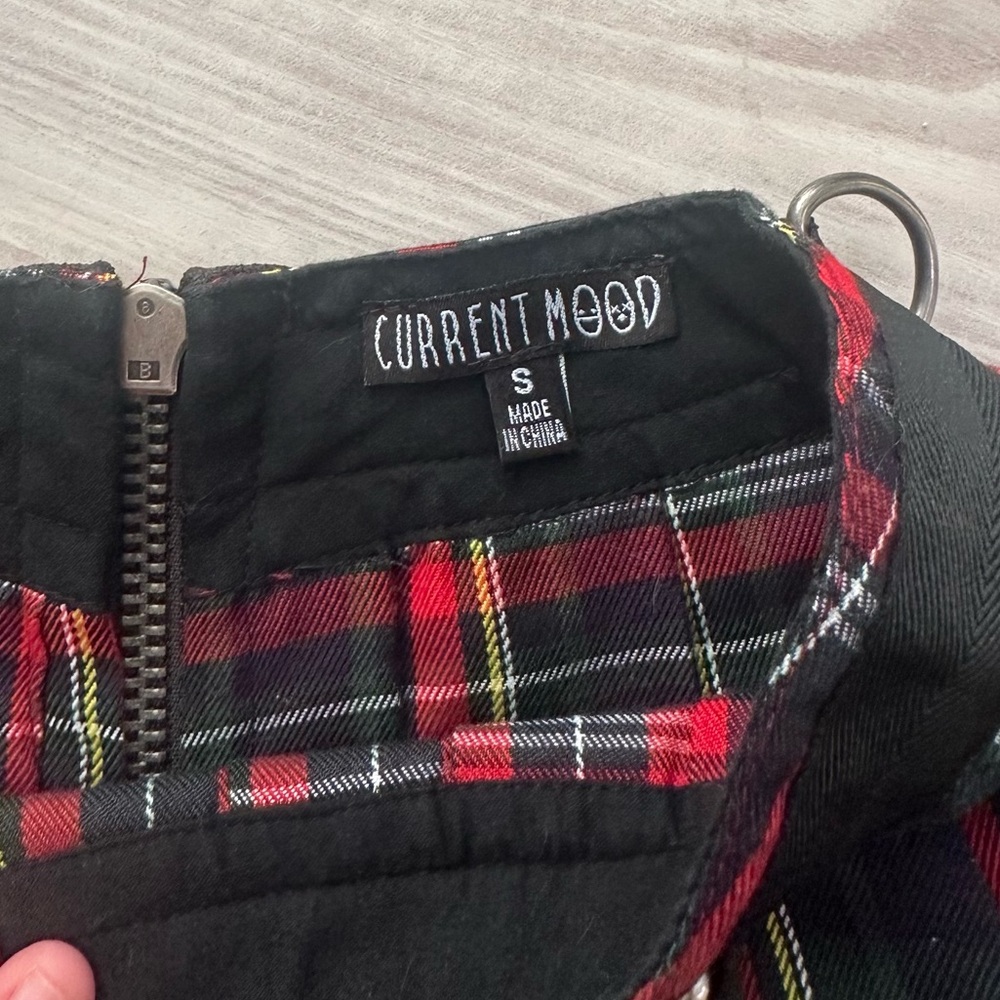 Current Mood Plaid Mini Skirt - Picture 4 of 7